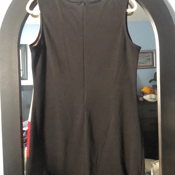 Dress - Picture 4 of 5